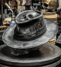 Sombrero de vaquero con detalle de calavera para hombre | Clásico del oeste