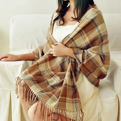 Bufanda de mujer con diseño a cuadros | Rectangular